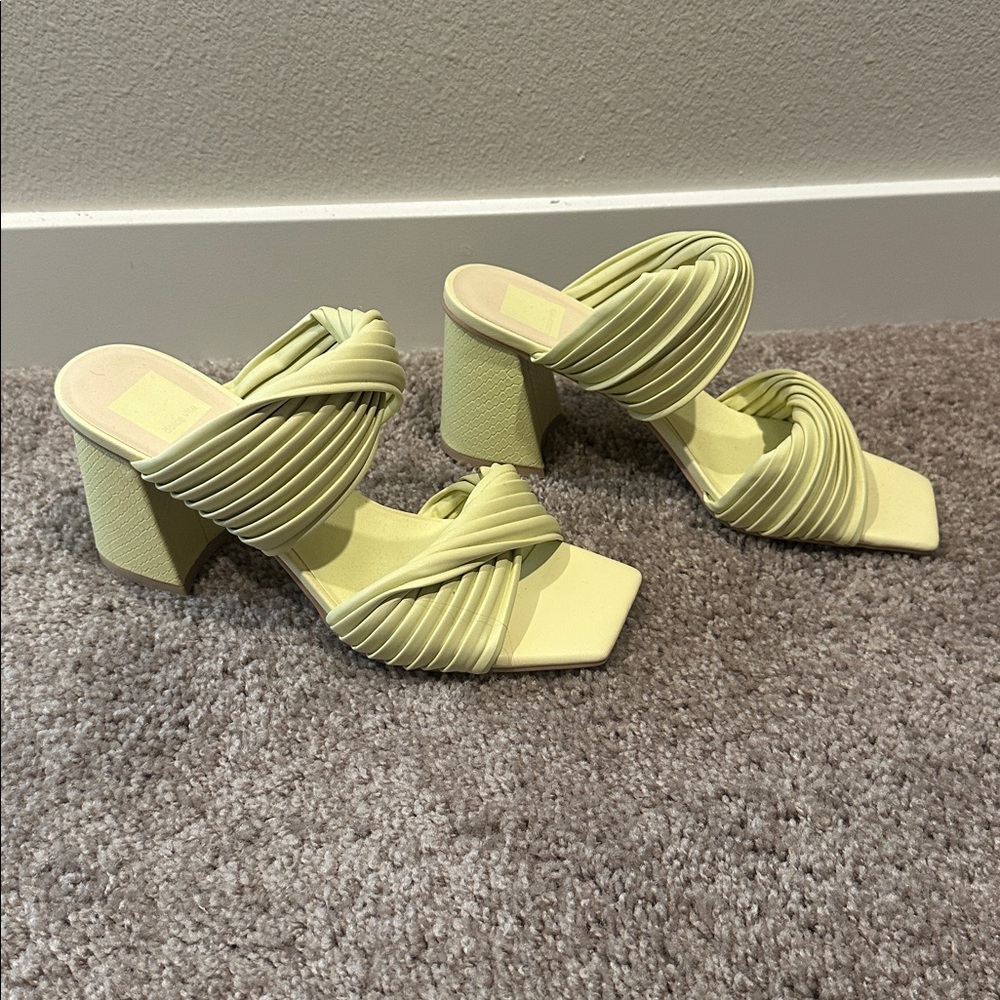 Dolce Vita Ponza Sandal